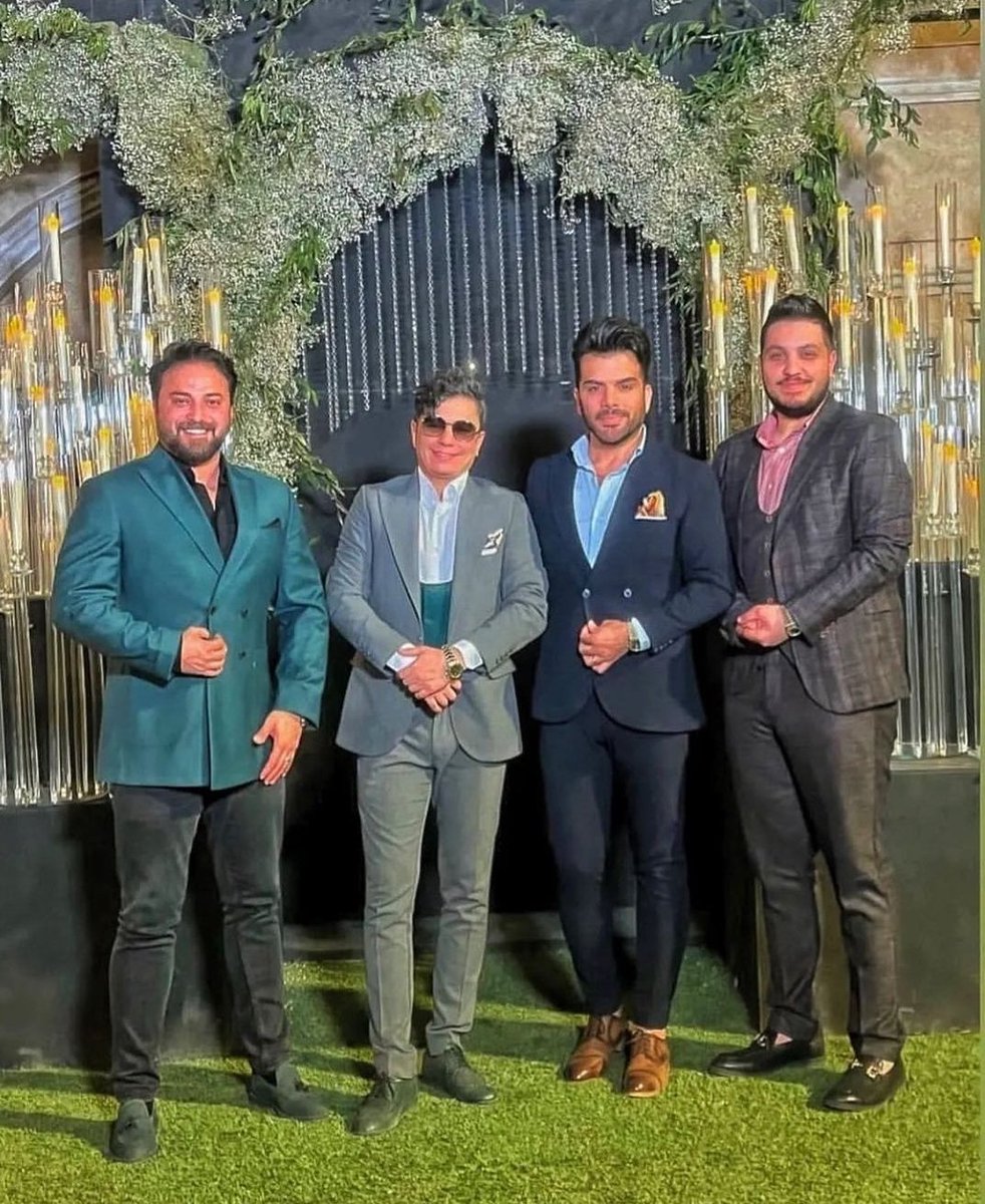 ما چهارتا داداشیم 

توی موسیقی میشاشیم