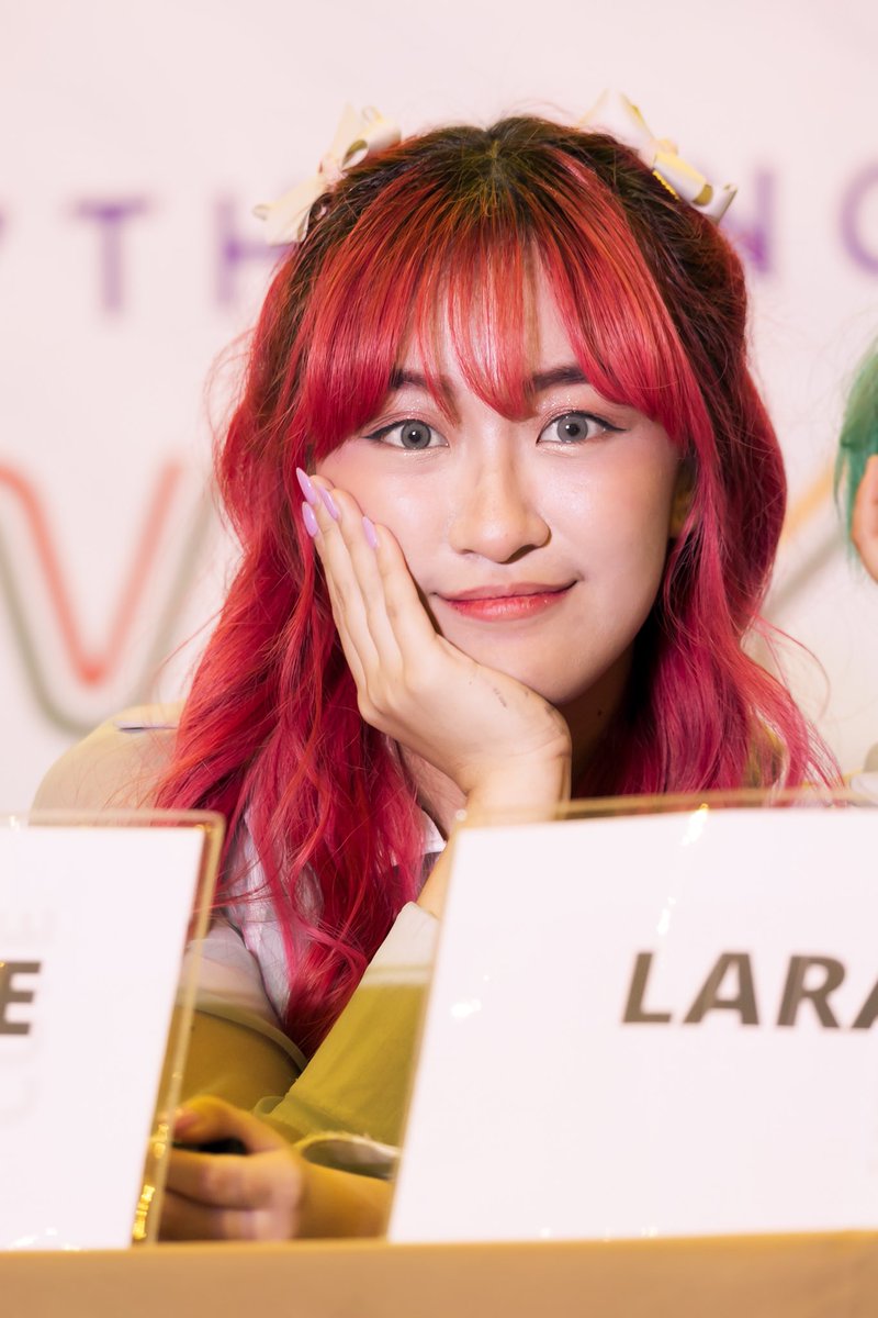 HoshiNoFilm's tweet photo. No miss talaga sa batang to. Bilis makaDetect camera 
(partida malabo pa mata nyan 😂)

『 #MNL48NoWayMan Mallshow 』Hayme Content

09.09.2022
📍Robinsons Galleria South
#MNL48 #MNL48Jamie
@mnl48official #Jamieows https://t.co/HslH7Uul1t