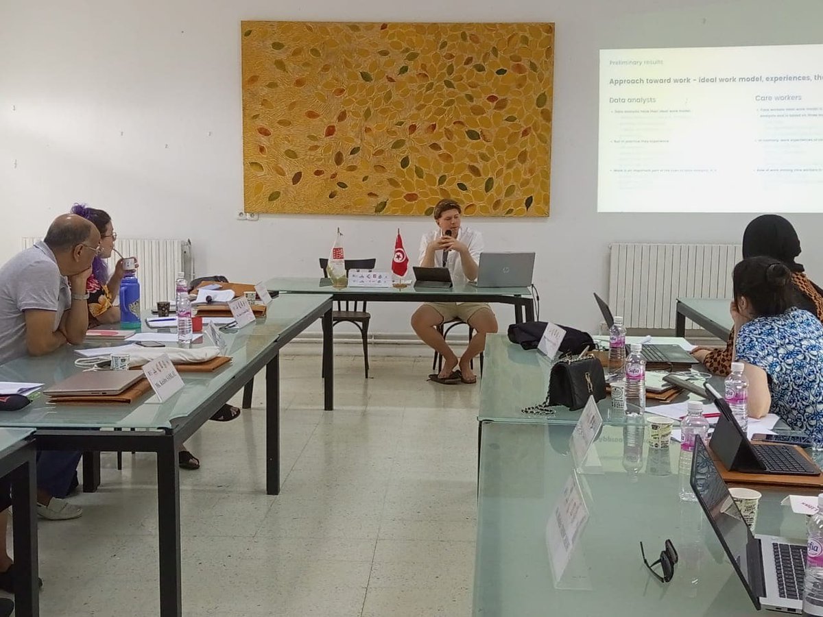 CNB_Young's tweet photo. 🇹🇳 last week @SaBienkowski from @CNB_Young presented paper "Ideologies of work among young workers in Poland" at the @isa_sociology PhD Workshop in Hammamet in Tunisia. https://t.co/6l14wMmkYh