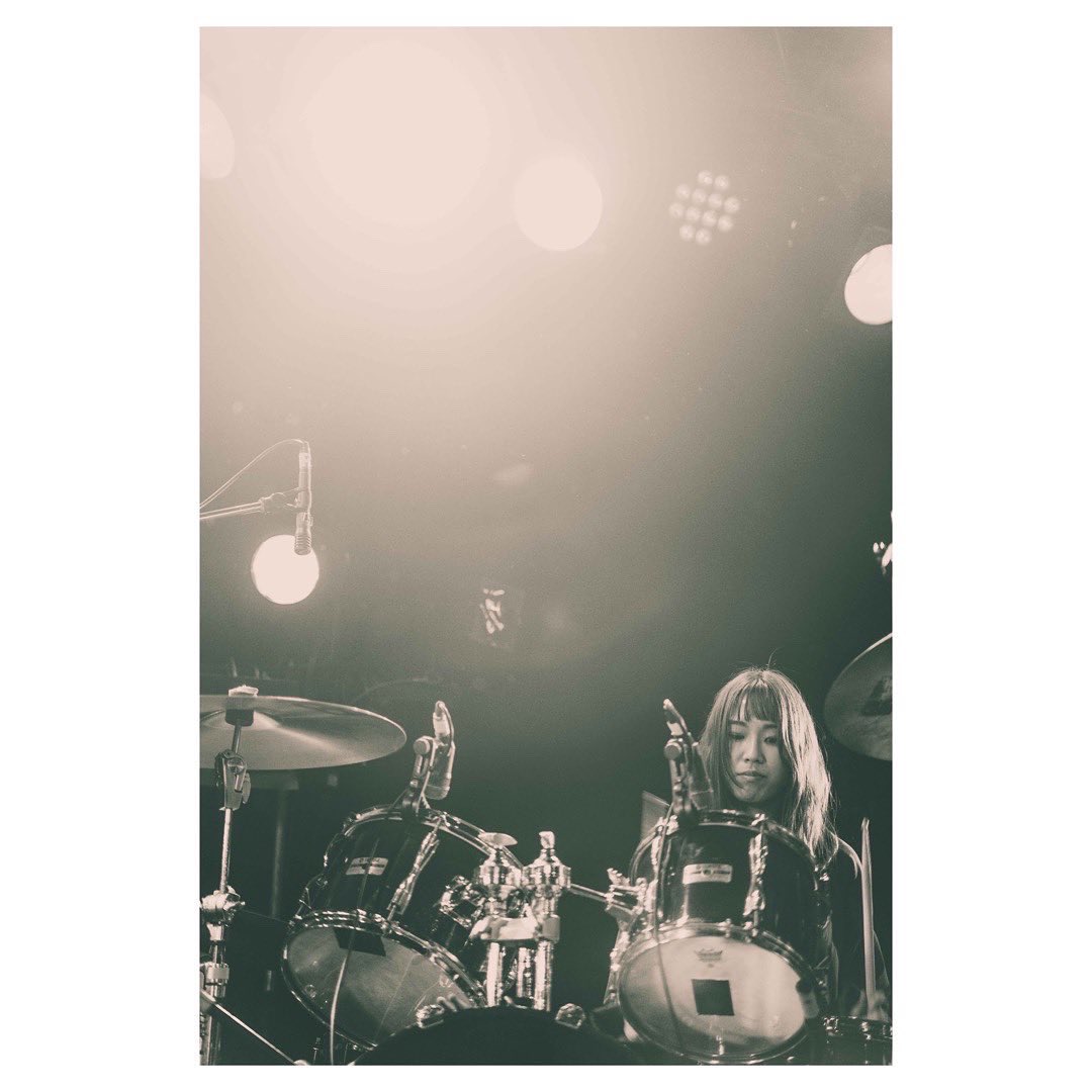 S_D_Works's tweet photo. 💥💥New Post💥💥
2022.08.22
蒼天井フェス2022 day1
at 江坂MUSE
Dr. aki
@Dr_aki_SDW
他数公開中〜〜
Instagram→ https://t.co/EMtuaW9mwx
Photo by @seitaro_camera
#sounddesignworks #サウンデ #江坂muse #SDW https://t.co/3SBtMYg4fH