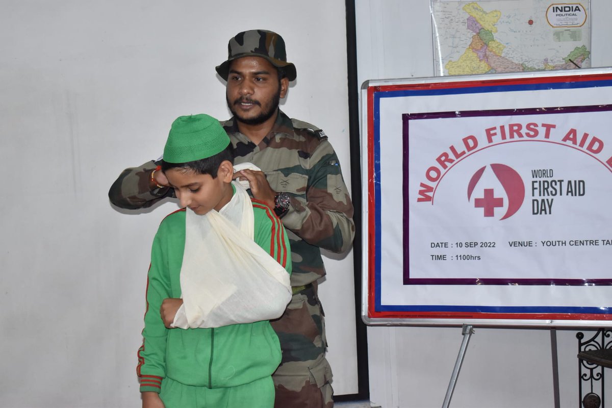 VedPrak12390214's tweet photo. #FirstAidDayInKashmir
#GurezFirstAidDay
#TangdharFirstAidDay
#MachhalMedicalCamp
#TangdharMedicalCamp
#GurezMedica https://t.co/CzhnFnTArX
