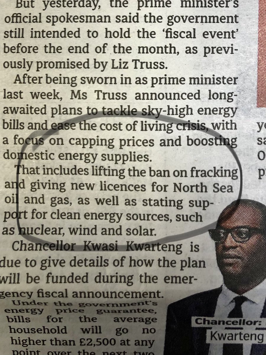 PhillipMorgan9's tweet photo. Whilst we burn and drown at the same time, at least our energy bills will be cheap. Good call. #isanybodylistening #ClimateEmergency #GlobalWarming #noidea https://t.co/CL3be4fa63