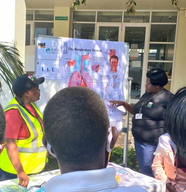 ElizaMbamba's tweet photo. #PublicEngagement is central to the work we do bacause 'sharing is caring'!
@AcaciaStudy @MlwLung @MlwTrust
#ResearchDrivingHealth #MLW #PublicHealth #ChildhoodAsthma #Asthma #HealthLiteracy #CommunityEngagement https://t.co/btKRpdSZ5K