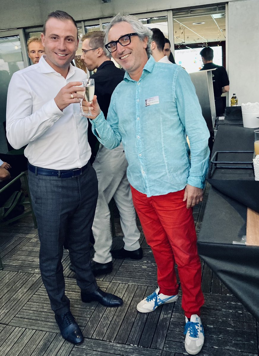 Synergies et complémentarités entre ESN en plein développement et #startup fournissant aux professionnels du Droit et du Chiffre un service de #cybersécurité #blockchain.

Merci <a href="/Edouard_Delpy/">Delpy Edouard</a> pour la soirée LabSoft sur les toits de <a href="/IOTVALLEY/">IOT Valley</a>

 #SimpleCommeABC #legaltech #web3