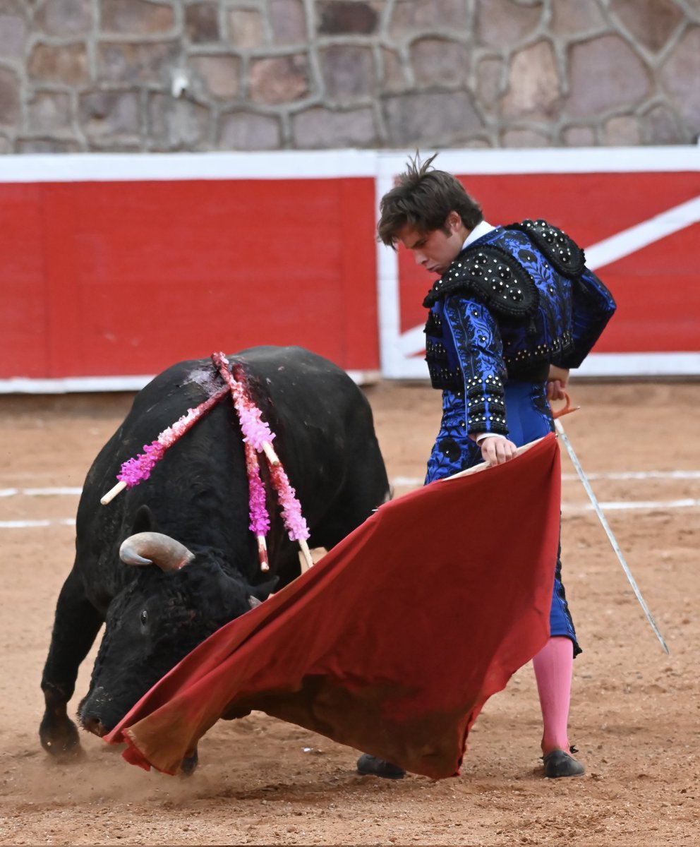 TENDIDO_5 tweet media