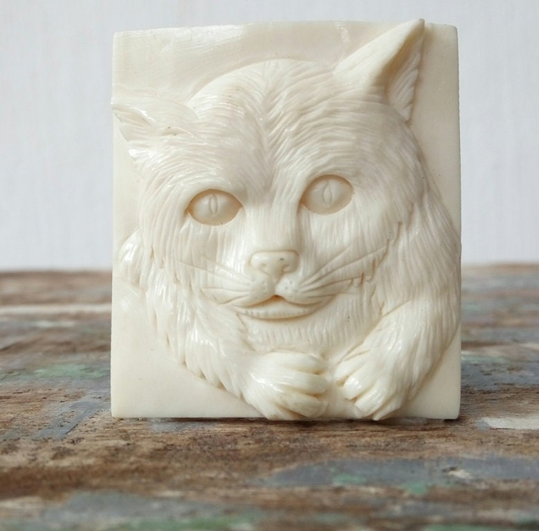 jerogingsir's tweet image. Cat Carving,Carved Buffalo Bone, Cute Animal,Jewelry Making,Silver Wrap, Necklace, Pendant E366 etsy.me/3Ld65FI #white #bonehorn #silverwrap #buffalobone #cat #cutecat #catjewelry #cutecatjewelry #catneckla