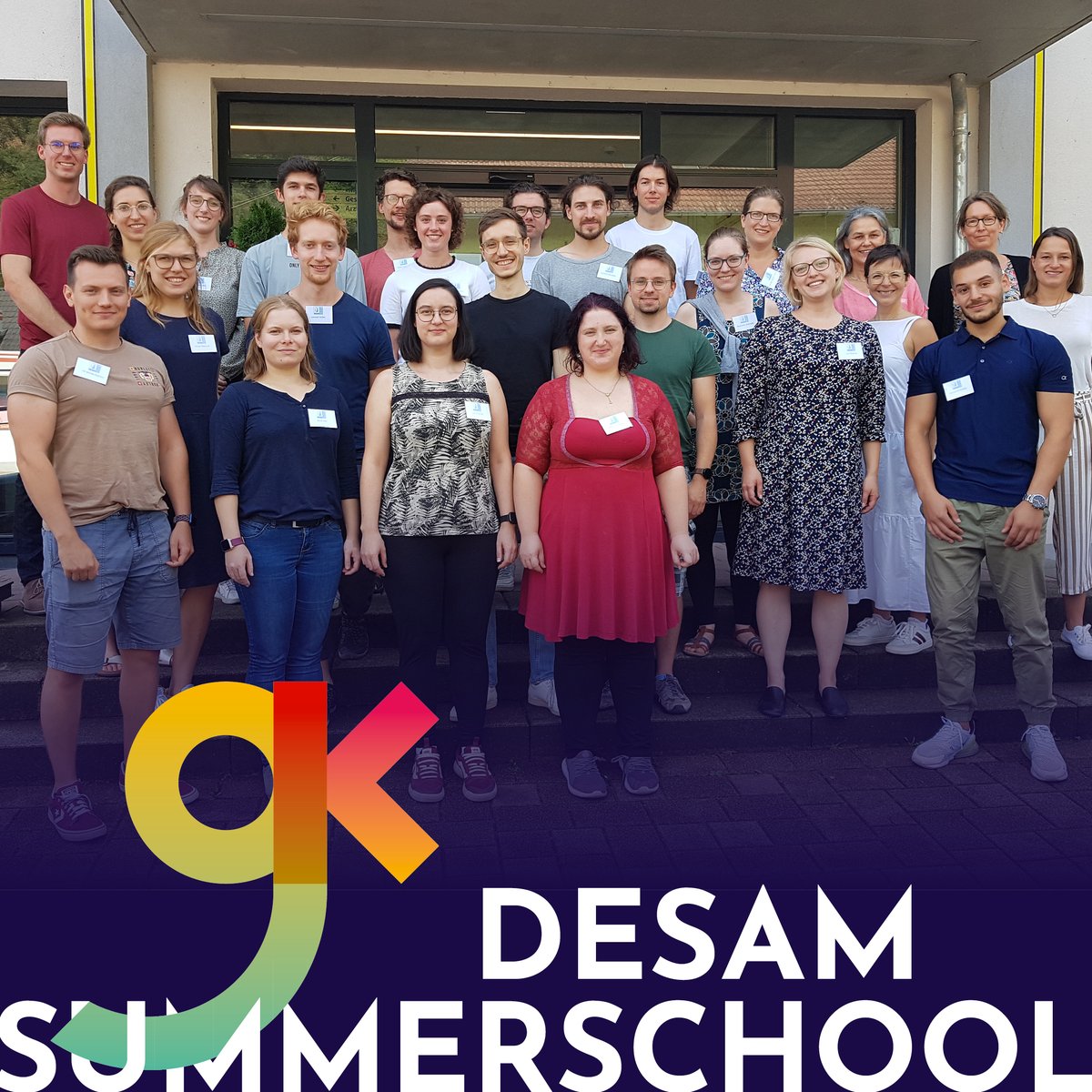 GesKinzigtal's tweet photo. 18 #Medizinstudierende aus ganz Deutschland kamen zur #DESAM #Summerschool ins #Kinzigtal. Angelehnt an unser international bekanntes Leuchtturmprojekt der integrierten Versorgung, wurden Visionen erarbeitet, wie die #Arztpraxis in der Zukunft im ländlichen Raum aussehen kann. https://t.co/Ztp6RvwosR