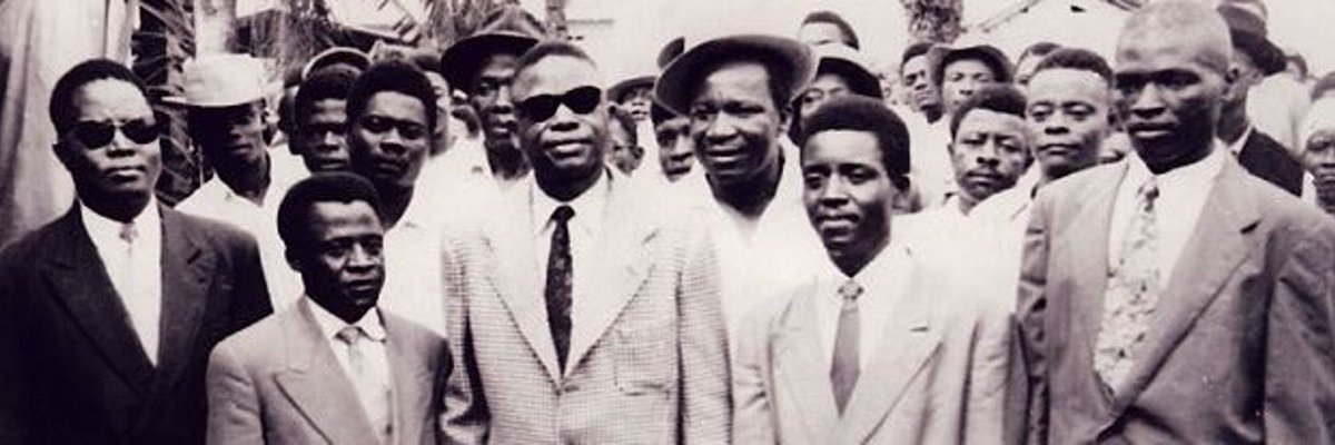 « Comment vous fonctionnaires, pouvez-vous garantir votre situation et préparer une retraite honorable si vous n’organisez pas la lutte revendicative pour obliger les assemblées politiques à voter les crédits nécessaires à l’augmentation de vos traitements? »
Um Nyobè, Eseka 1952