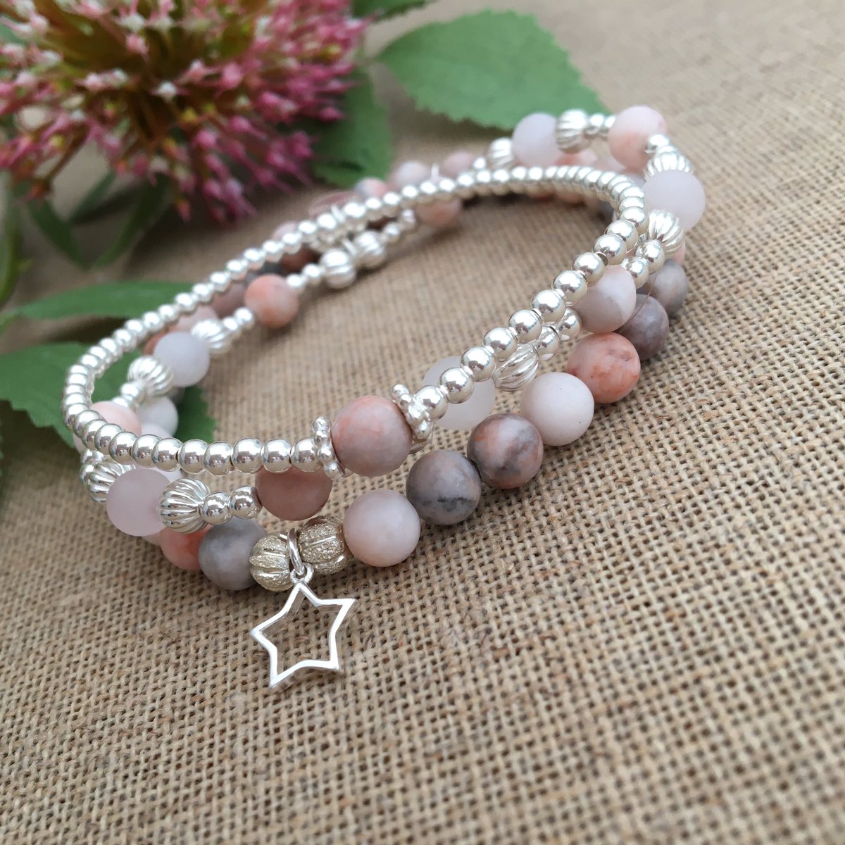 bloom_jewellery's tweet photo. Pink Jasper. #handmade #Accessories #bracelets #postitivemind #healingbeads #Gemstone #crystaljewellery #jewelry #jewelleryontrend #justmade #supportsmallbusiness #SmallBusiness #womaninbiz https://t.co/xINQwClvEe