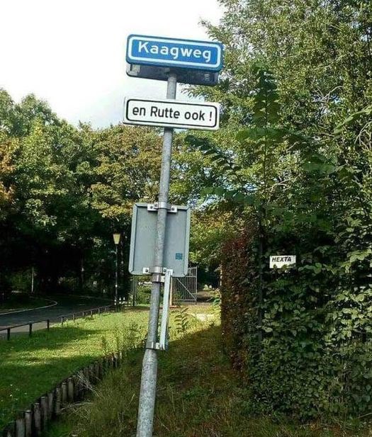 SimoneSays123's tweet photo. Ik LACH‼️

😂😂😂😂 https://t.co/eVTFZKNIPc