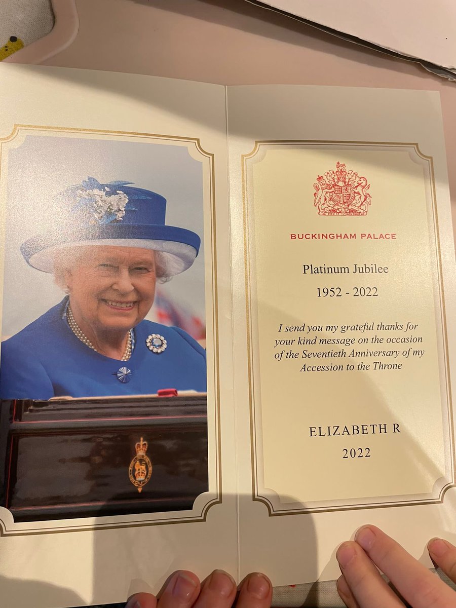 JaneMouat's tweet photo. Ava sent a picture to the Queen in June for her Jubilee and the day after she passed we received this 😢@stcuthbertsns https://t.co/3lycpWLJdA