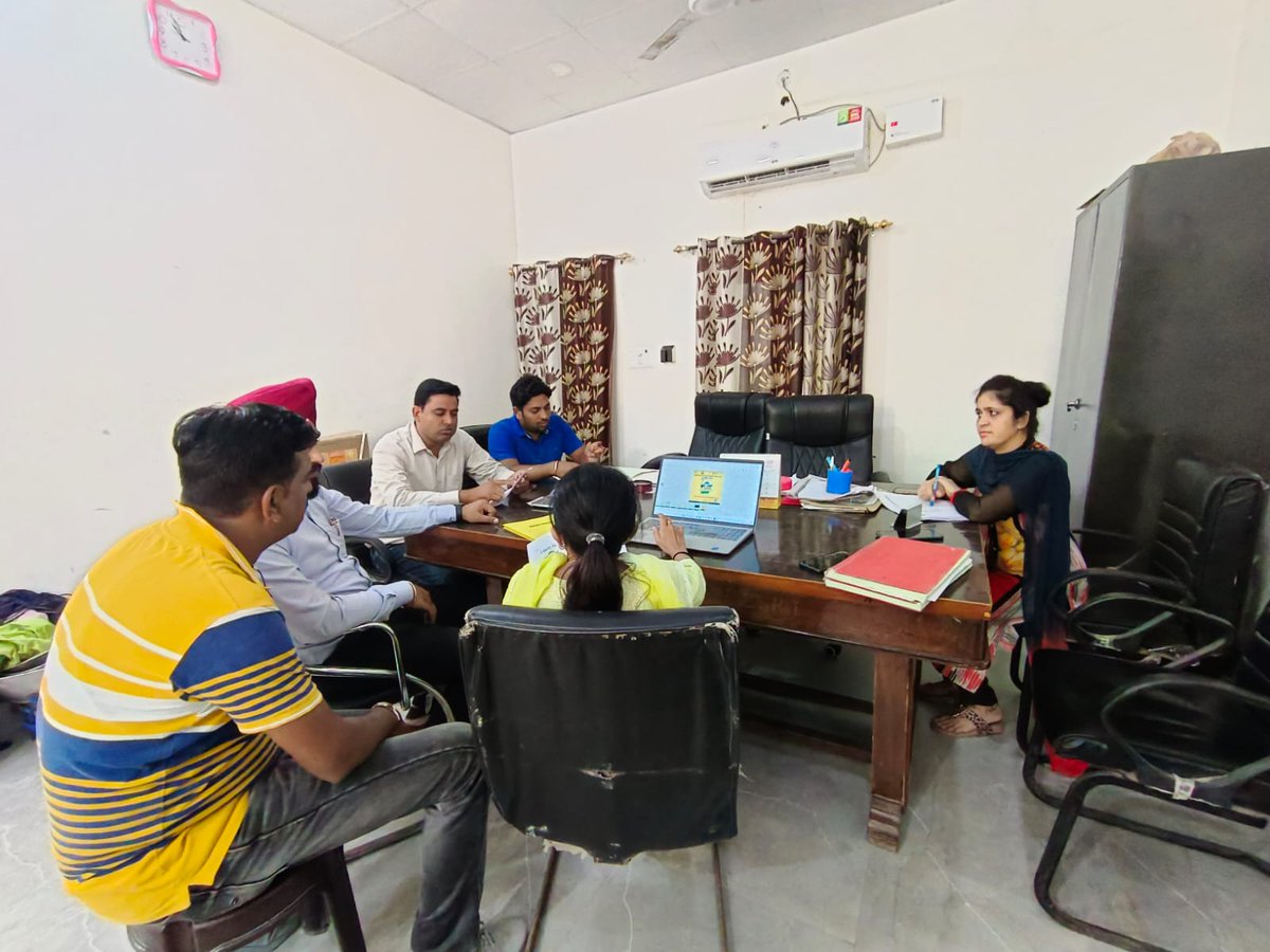 aboharchokho's tweet photo. Discussion Regarding ISL Rally With Cf , Staff and MIS Expert #ulbcode800214 #pmidc #SwachhSurvekshan2023 #swachhabohar #azadikaamritmahotsav , #IndianSwachhataLeague, #AmritMahotsav @MoHUA_India, @HardeepSPuri, @Secretary_MoHUA, @RoopaMishra77, @SwachhBharatGov, @mygovindia https://t.co/PHMBP2h2hr