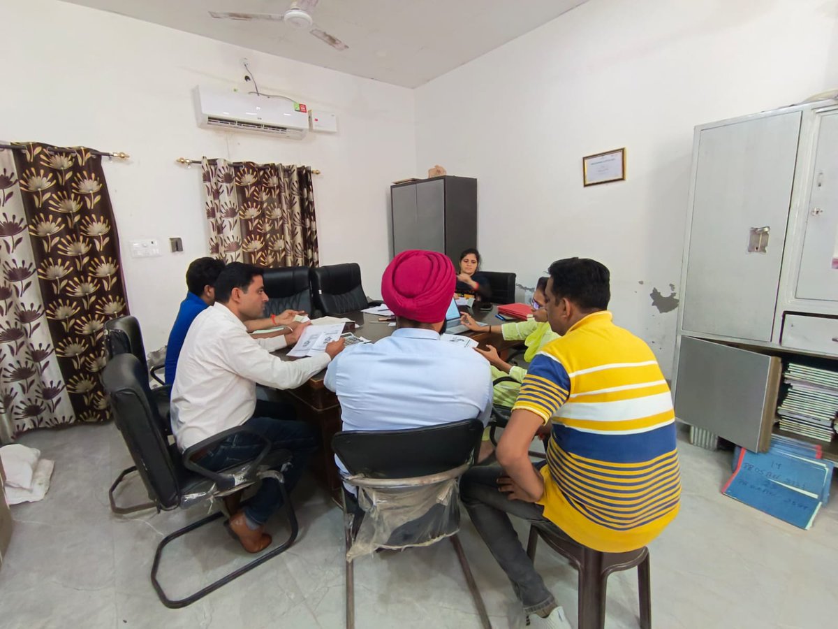 aboharchokho's tweet photo. Discussion Regarding ISL Rally With Cf , Staff and MIS Expert #ulbcode800214 #pmidc #SwachhSurvekshan2023 #swachhabohar #azadikaamritmahotsav , #IndianSwachhataLeague, #AmritMahotsav @MoHUA_India, @HardeepSPuri, @Secretary_MoHUA, @RoopaMishra77, @SwachhBharatGov, @mygovindia https://t.co/PHMBP2h2hr