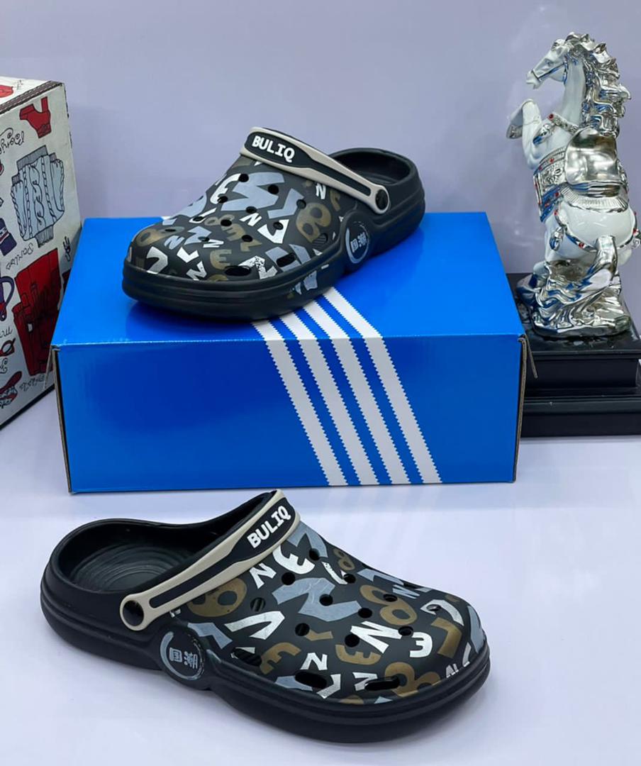 bennyyo_stores's tweet photo. CROCS~ Their Benefits 🥰😍

1. LIGHTWEIGHT

N17,000 https://t.co/aOAY55Mtir