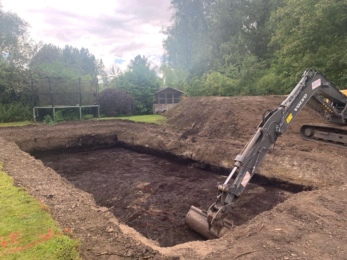 CranstonePlant's tweet photo. Dug this pool a couple of months ago and just been back to fill around the outside and loose the arisings in the garden. https://t.co/bmqV71GxrO