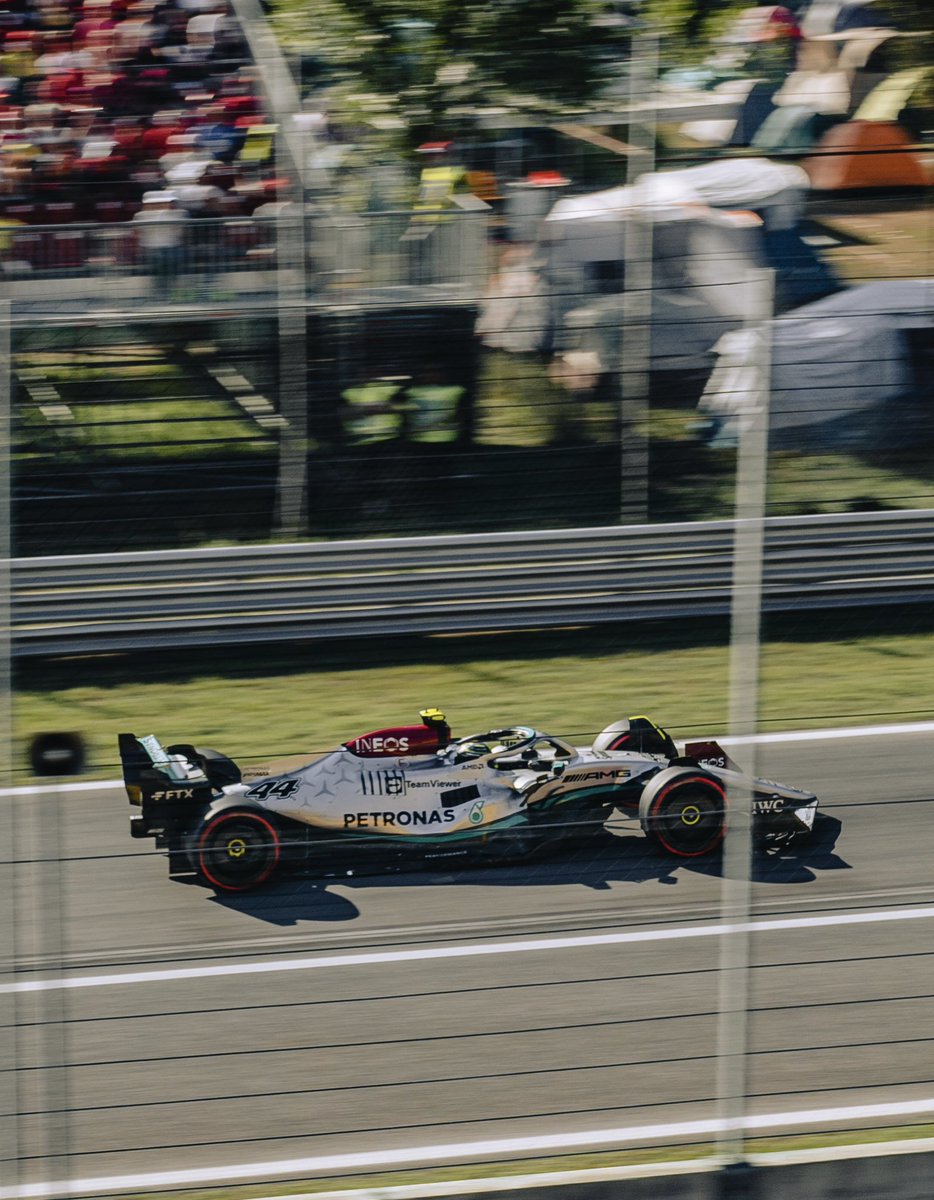 berglaxx's tweet photo. Took some photos at my first ever F1 Grand Prix. Such a great experience! #ItalianGP 
Shot on Sony a7III with FE28-70mm and 135mm (manual). https://t.co/dfP8zZLmJM