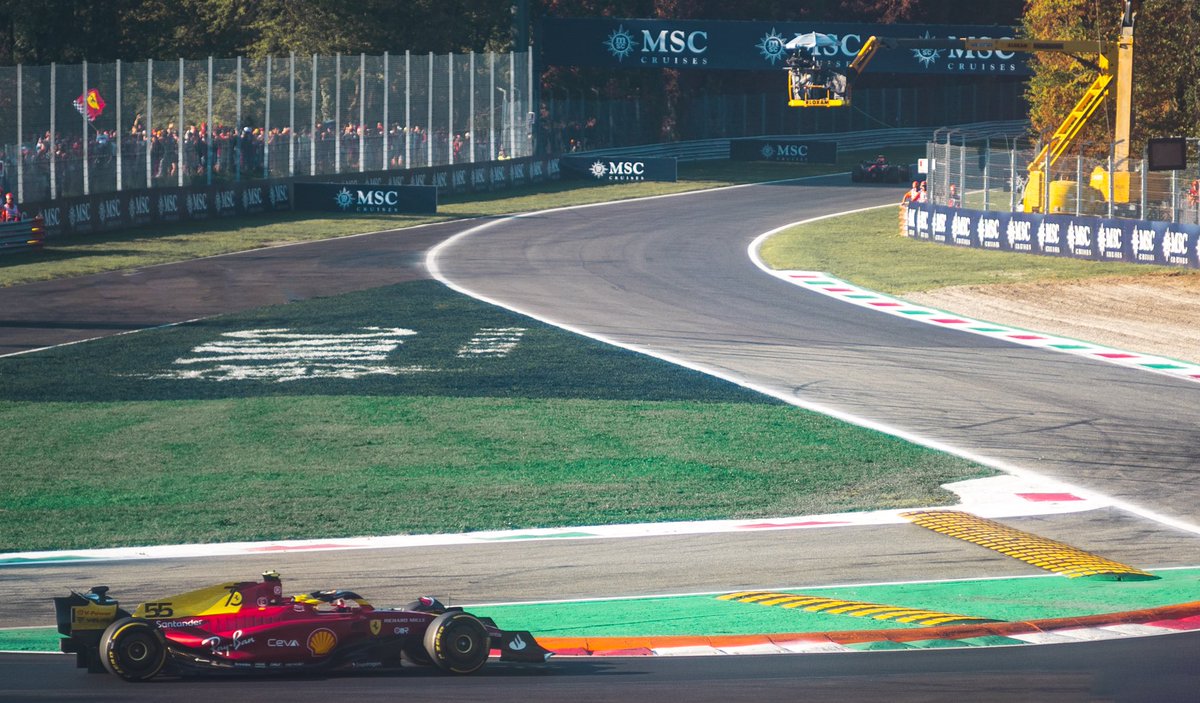 berglaxx's tweet photo. Took some photos at my first ever F1 Grand Prix. Such a great experience! #ItalianGP 
Shot on Sony a7III with FE28-70mm and 135mm (manual). https://t.co/dfP8zZLmJM