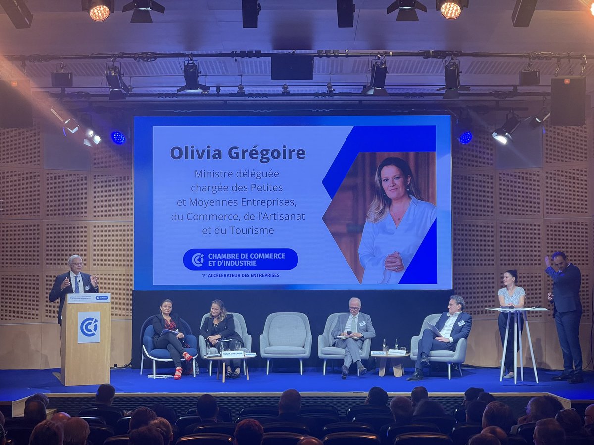 La Ministre <a href="/oliviagregoire/">Olivia Gregoire</a> est présente à l’AG de <a href="/ccifrance/">CCI France 🇫🇷🇪🇺</a> pour échanger sur le plan stratégique des #CCI : « je sens le dynamisme et l’envie de votre réseau » . <a href="/Economie_Gouv/">Ministère de l'Économie et des Finances</a> #France
