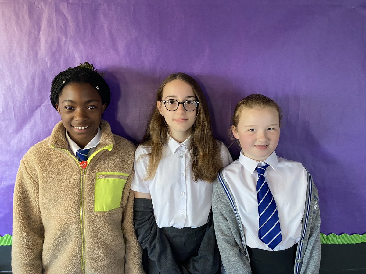 HillingtonPS's tweet photo. Congratulations to our House Captains for 2022-23. They did such a good job as Vice Captains last year they have been promoted 🥳. Hard work really does pay off 👍🏻 #housecaptains #pollok #bellahouston #victoria #barshaw https://t.co/i4G8YULhcI