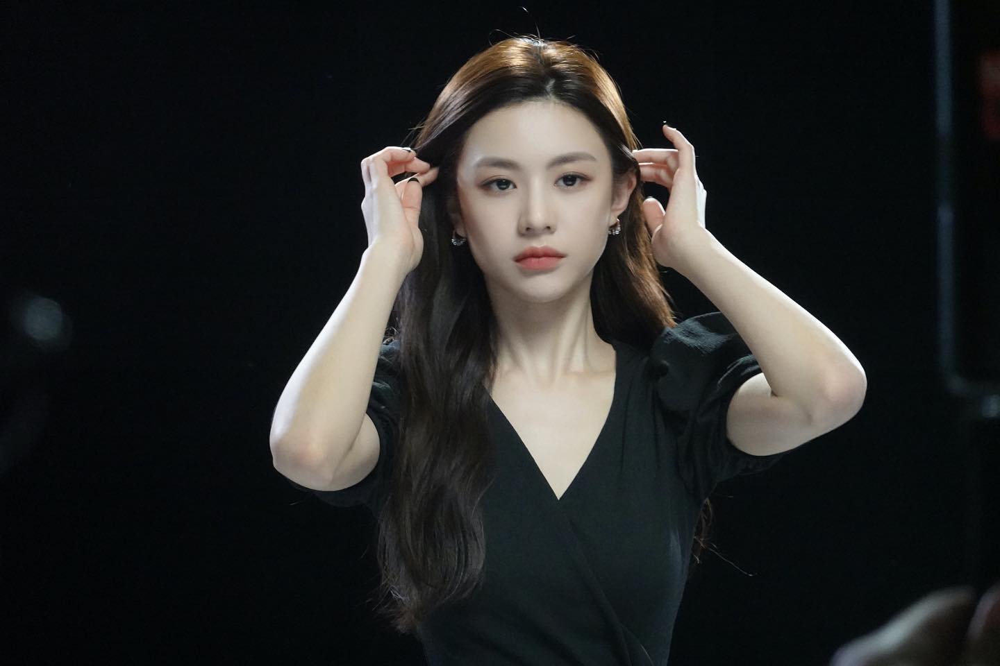 GO YOUNJUNG THAILAND on Twitter "She's unreal 🦋💙 • IG ; goyounjung