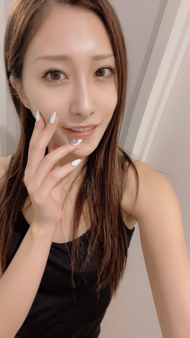 だいぶ涼しくなりましたね🍁✨  今日はお昼にお話しができず、少しさみしいです😣‼️ https://t.co/9tfLAG1zk8