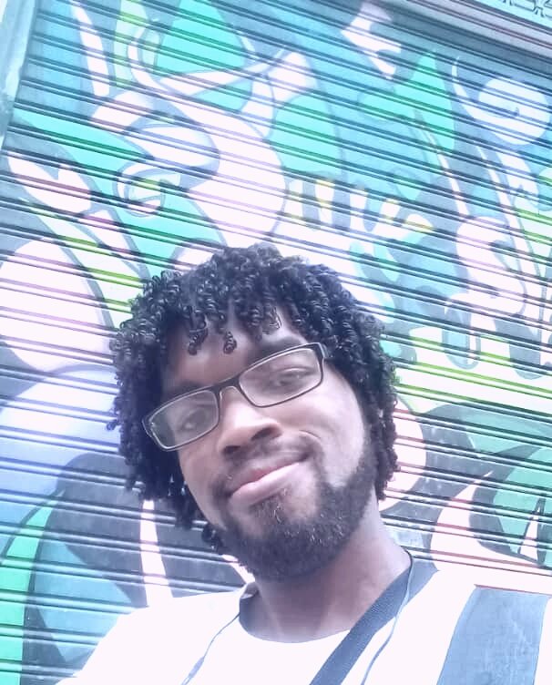GraColarte's tweet photo. *Vive el día como si el mundo acabara esta noche*
Aprende a vivir cada día como si el mundo acabara esa noche.
A veces viviendo se te olvida vivir.
Feliz y bendecido
#grabielcolarteactor #afromod #afromodelpop #modelofotografica
#vivelavidafeliz #boy #AfroCubaBella https://t.co/DYqFSg1Nx6