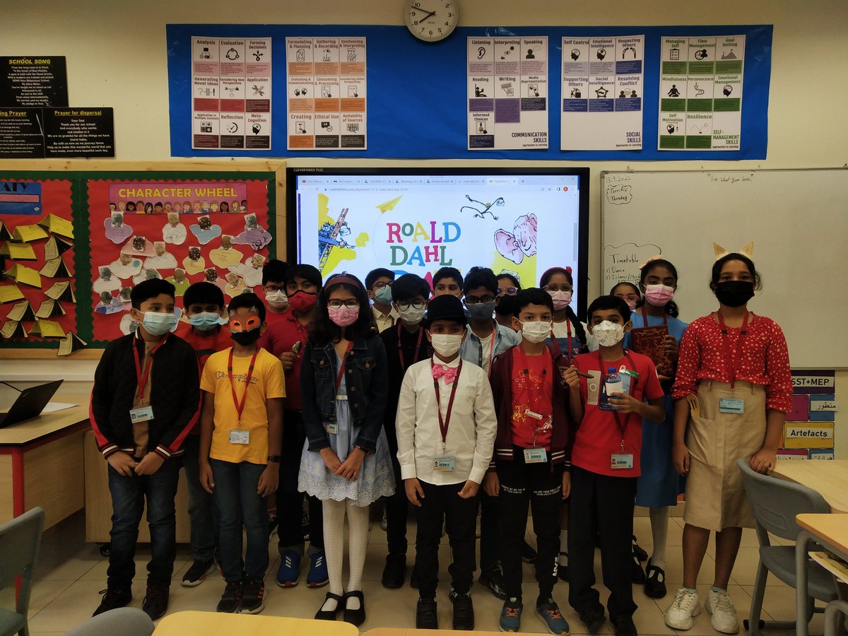 clavia_lewis's tweet photo. Show and Tell Tuesday - Grade 5B dressed in their favorite character to celebrate Nms Roald Dahl day .Watch us!
#NMSRoaldDahlDay2022
#Dahlacious
@Fatima_Martin
@ShettySampoorna @ElenaSkater82 @Cleta1690
@nmsprimary https://t.co/4ONajqqBQN