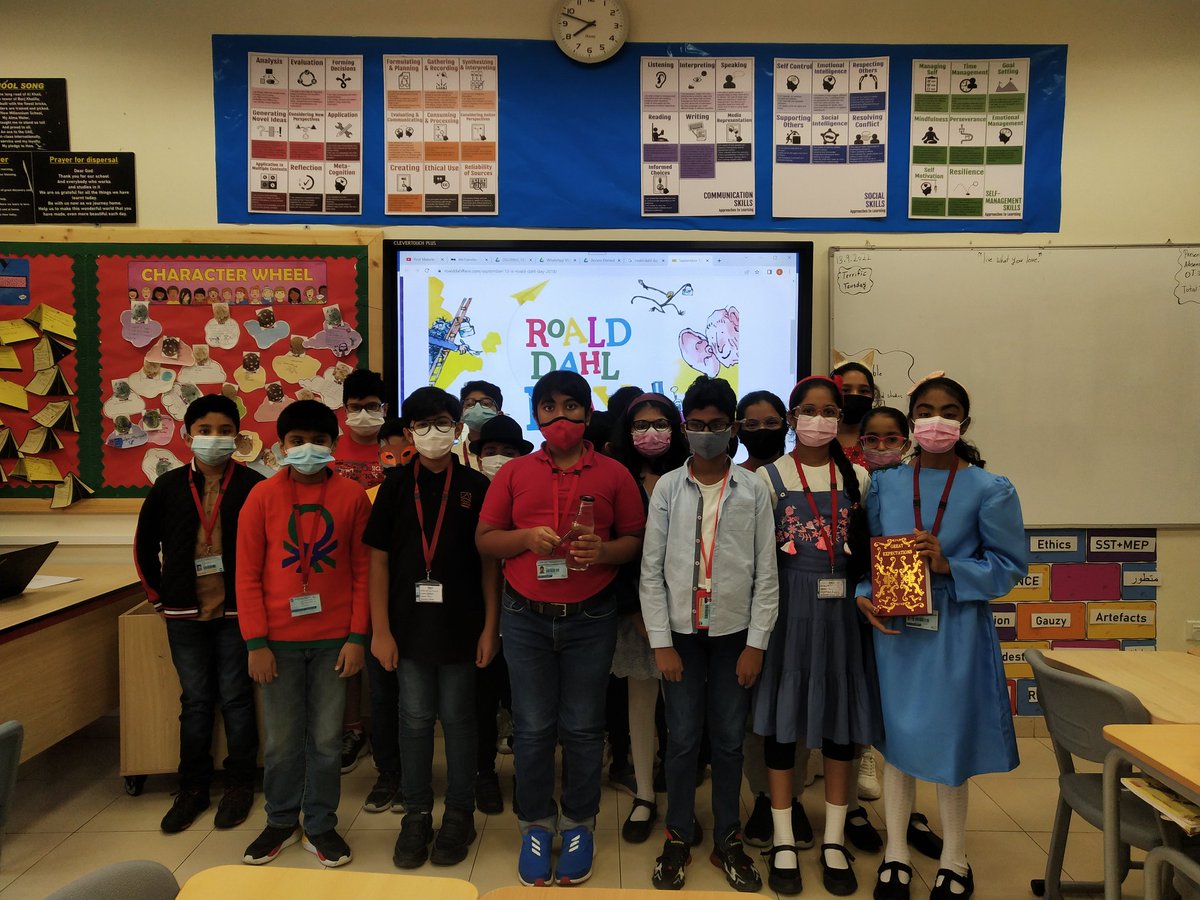 clavia_lewis's tweet photo. Show and Tell Tuesday - Grade 5B dressed in their favorite character to celebrate Nms Roald Dahl day .Watch us!
#NMSRoaldDahlDay2022
#Dahlacious
@Fatima_Martin
@ShettySampoorna @ElenaSkater82 @Cleta1690
@nmsprimary https://t.co/4ONajqqBQN
