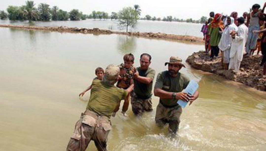 NoorFat41914244's tweet photo. When homeland is in danger, God
and soldiers are called for. And
when the danger passes away, God
is forgotten and soldiers are cursed..
Do you agree?
#PeopleStandwithArmy
#1Nation1Army
#PakistanAResilientNation https://t.co/PsZsq11ZZK