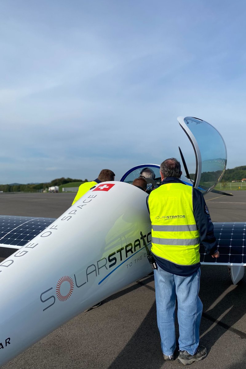 Ready to take off!

Departure at 9:47 AM 🕘

#solarstratos #payerneairport #solarflight