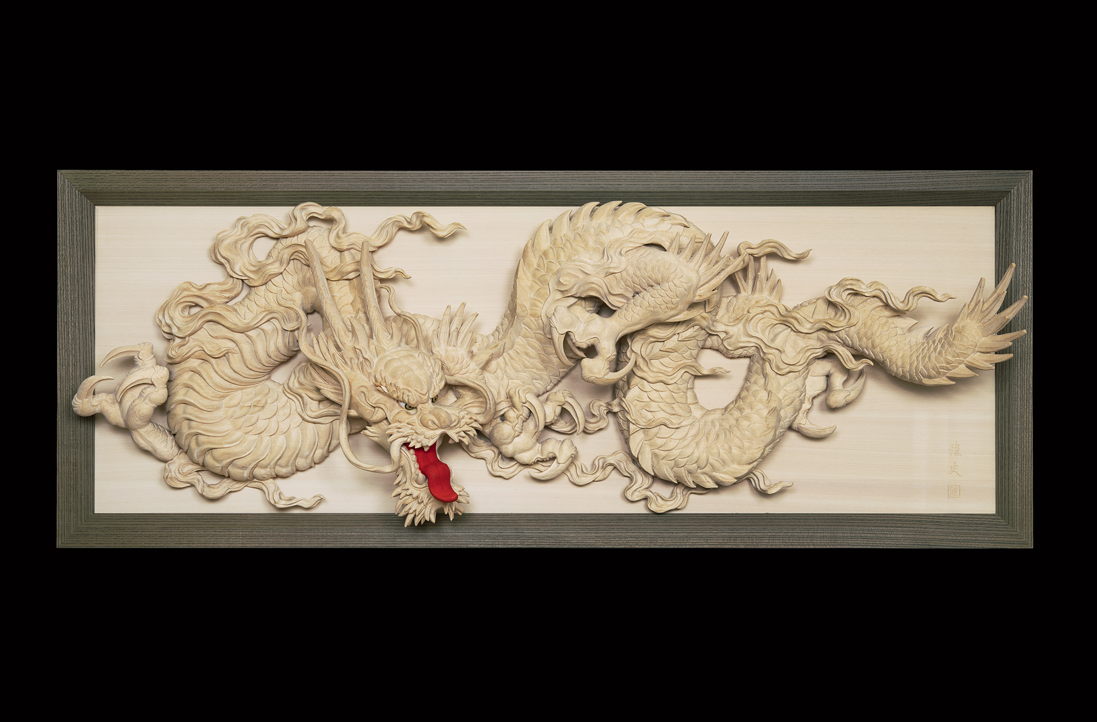 芸術家山川賀壽雄作木彫り盾 山川 賀壽雄(やまかわ かずお)先生の販売絵画・木彫り作品発売中
