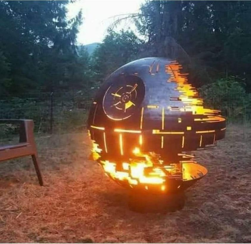 AlexSvanArt's tweet photo. the best barbecue pit ever https://t.co/9UOgj0mHQI