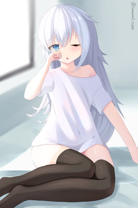 寝起きひびきちゃん
#艦これ #響 