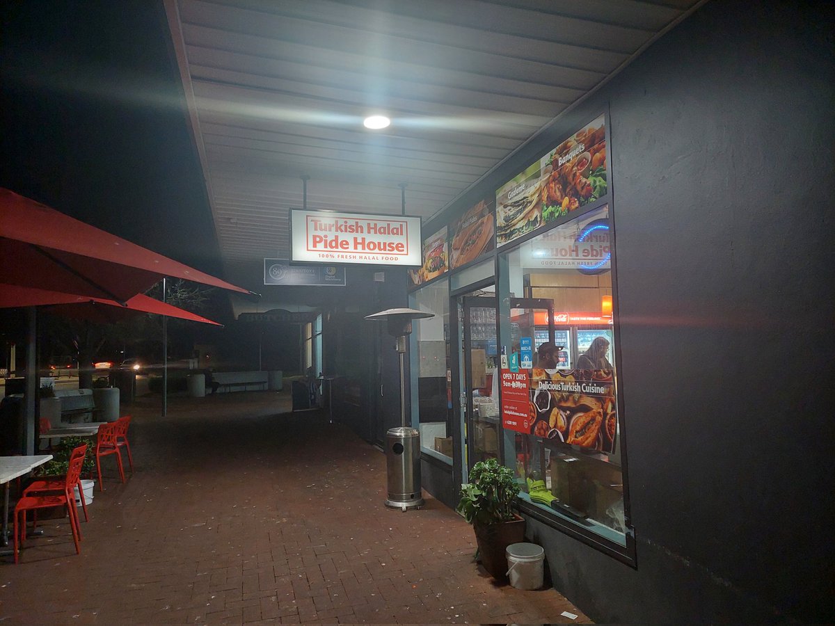 HowardFMaclean's tweet photo. And of course, the best part of the Yarralumla shops https://t.co/tkl9WnokDk