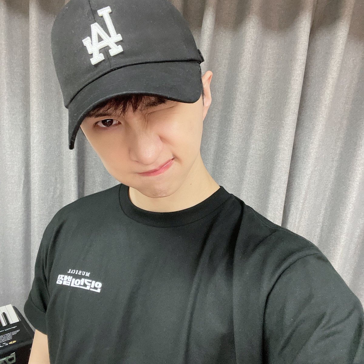 jaehwany0406's tweet photo. 2022. 9. 13. 화요일.

#쟌이뭐해

모하긴~~~~뮤지컬 “인간의 법정” 연습하지이이이~~
다덤벼!!!!쟌아오가 간다아아아~>,<
#켄 #뵬뷫애기들 #아오 #이재환 #뮤지컬 #인간의법정 #헷 https://t.co/DPBlf6Tzz1