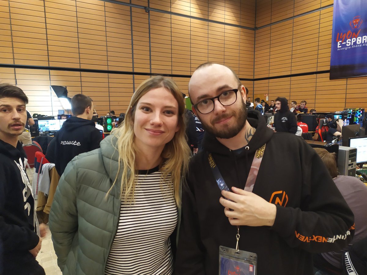 BacquetAlex's tweet photo. @Baghera__Jones Souvenir d'une photo compliqué à avoir 😅 GG pour le #ZEVENT22, vous êtes juste les meilleurs !! #10million ✨💪 https://t.co/roVvYhIFGb