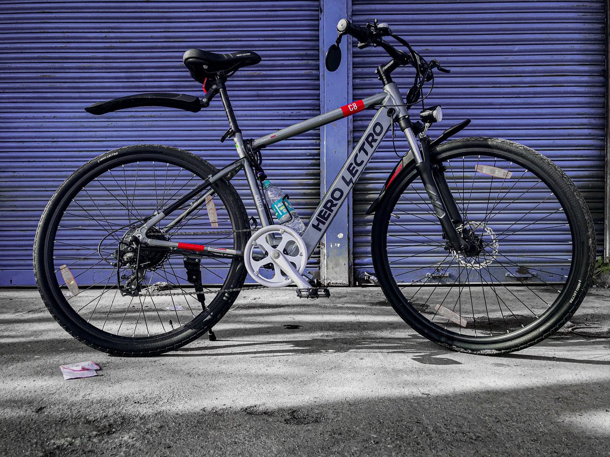 jev_johnson's tweet photo. #NammaBengaluru #Tumkur #cycling #cycletour #cyclinglife #GoHomeMeghanMarkle https://t.co/JUU4WDJIcT