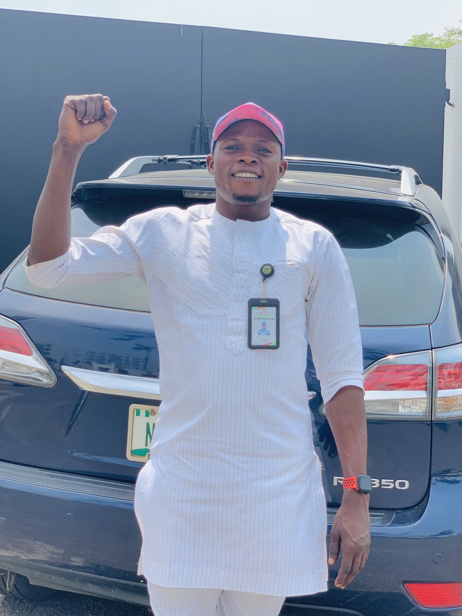 u_danfodio's tweet photo. A MAN ISN’T FINISHED WHEN HE IS BETRAYED & DEFEATED.
HE IS ONLY FINISHED WHEN HE QUITS.
SO,
NEVER QUIT BECAUSE WINNERS NEVER QUIT AND QUITTERS NEVER WIN.
I_am DAN FODIO
.
#UNASSAILABLE
SymBol of HOPE..
🦁 🦁 🦁 https://t.co/NxTo3QidFJ