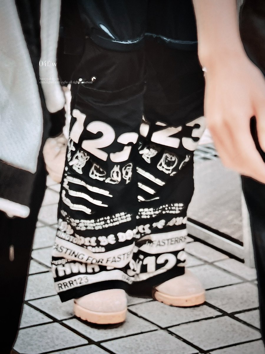 04fwdot's tweet photo. 220913 #도현 #남도현 #BAE173 ootd https://t.co/4xhZQj812c