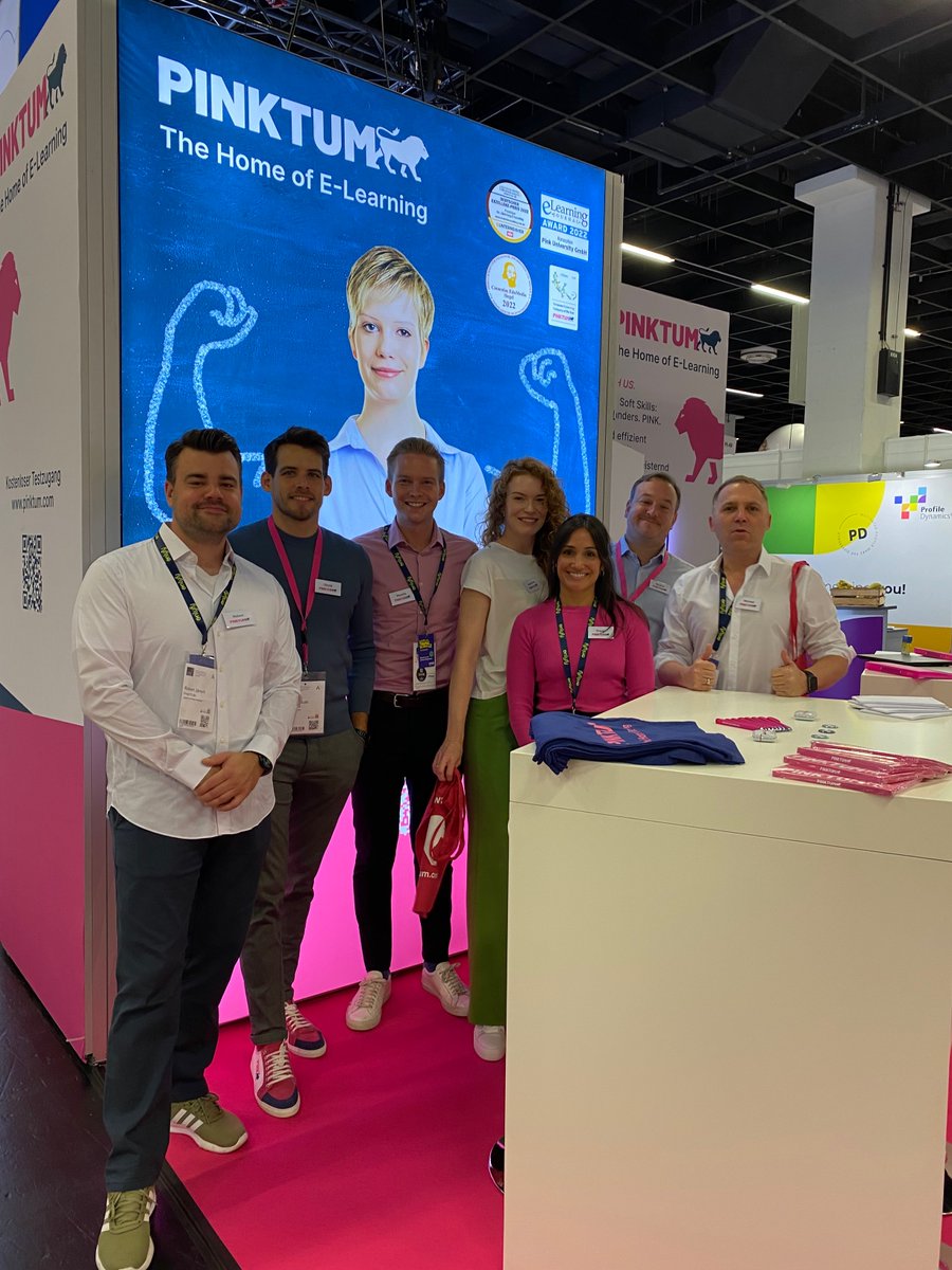 Pink_University's tweet photo. Tag 1 #PINKTUM #ZukunftPersonal @ZP_Universe  🦁

Wir freuen uns auf inspirierende Gespräche und unsere innovativen #ETrainings zu präsentieren. 🤗

Seid ihr auch @messekoeln🏃‍♂️🏃‍♀️? Dann besucht uns noch bis zum 15.09. in Halle 4.1, Stand H.49. https://t.co/Rng2VzwDLd