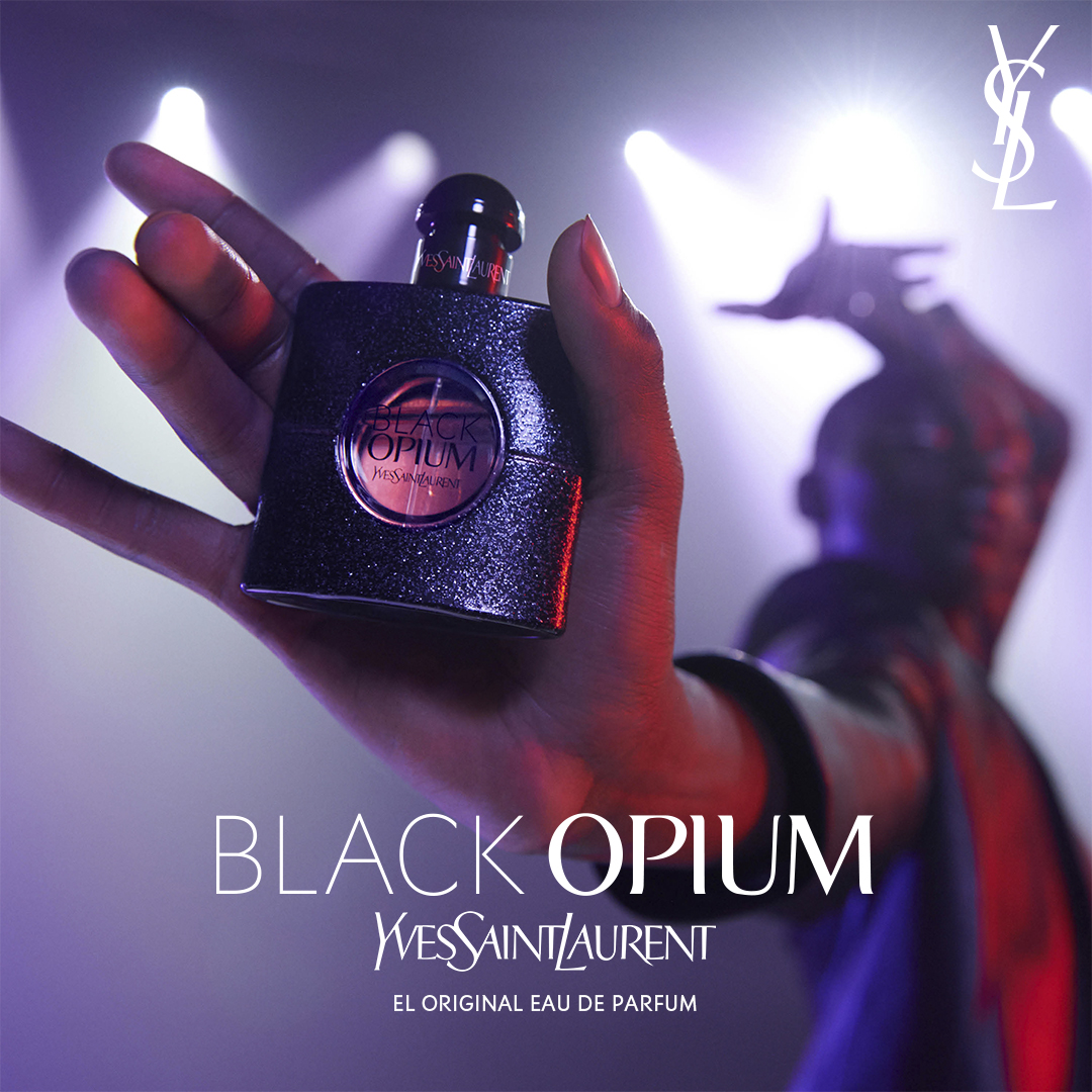 Marvimundo's tweet photo. Conviértete en la mayor tentación con el perfume de tus noches más atrevidas 🔥Black OPIUM Eau de Parfum, el icónico café floral de Yves Saint Laurent.
#Marvimundo #Marvilovers #fragancia #perfume #ysl #blackopium #yvessaintlaurent https://t.co/YZyJVshMnd