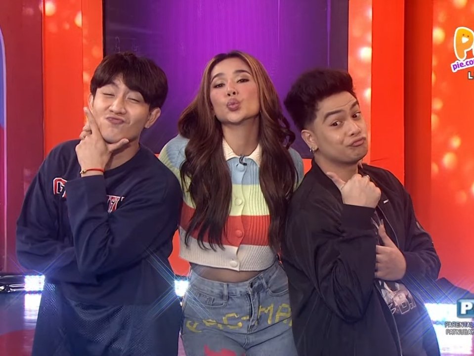 samlyyyyyyyyy's tweet photo. TRIO ON PIEGALINGAN.✨

#piegalingan | #piechannel

@SamBer_Official | @ralphhmalibunas | @erisaragoza https://t.co/kVfwGK0I0L