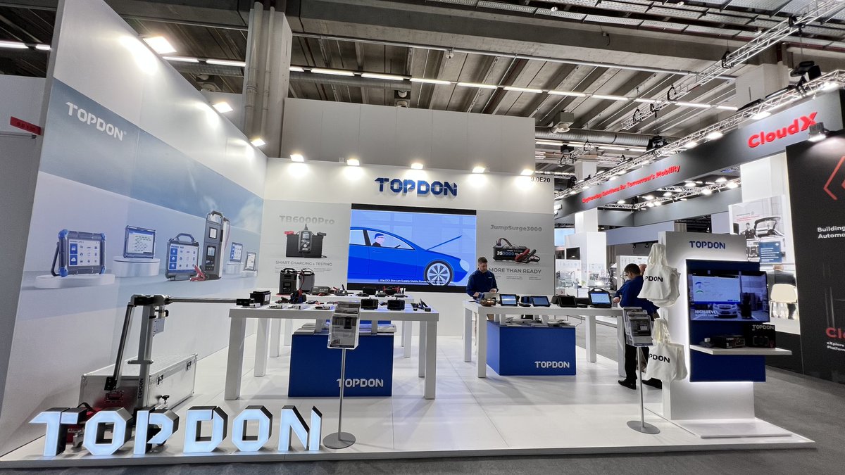 Topdon_Official's tweet photo. AUTOMECHANIKA FRANKFURT 
🔥🔥1st day and we are ready
Come and visit our team in Hall 9.0, E20. 👋

#AutomechanikaFrankfurt2022 #automechanika #topdon #aftermarket #automotive #phoenixremote #autoparts #autorepairshop #topdonusa #topdoneurope #expo2022 https://t.co/JRVb9rXOQI
