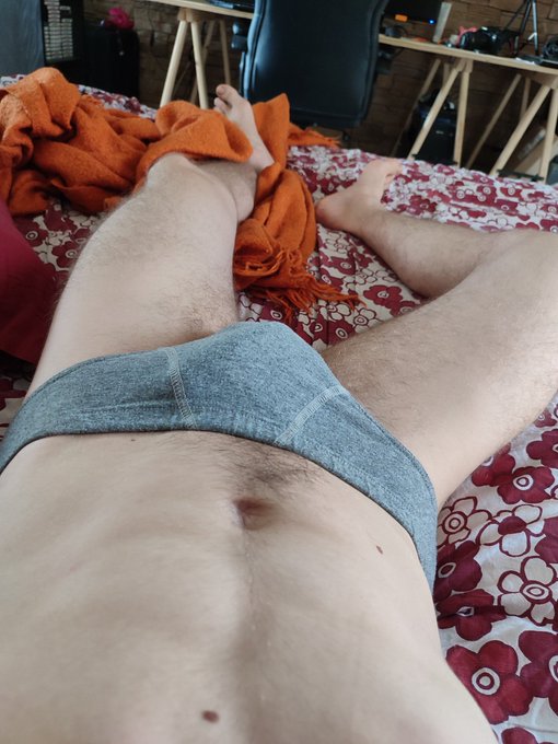 Good morning✨ https://t.co/6PLzVdCD7f