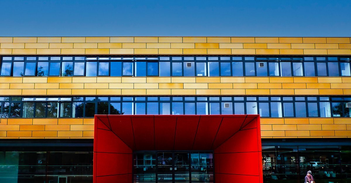 RioArchitects's tweet photo. Who knew the refurbishment, reconfiguration and extension of an existing 1960s campus building could look this attractive?

A new glass box extension transformed the building, increasing daylight and improving functionality.

#architecture #innovation #architects #NeathPortTalbot https://t.co/TEKyJFRqZp