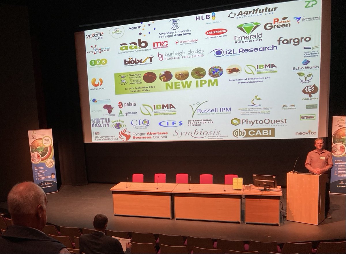 Visiting an interesting and well-organized symposium about innovative IPM strategies. <a href="/NewIPM/">New IPM</a> ⁦<a href="/HLBbv/">HLB</a>⁩