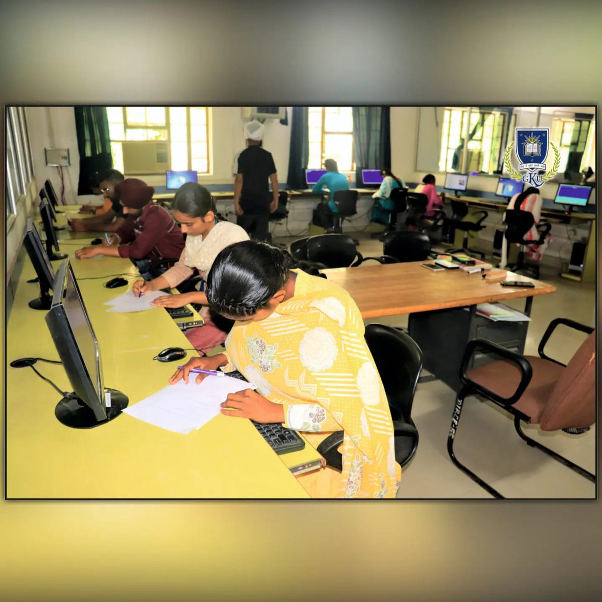 gurukashiuniv's tweet photo. On the Occasion Of PROGRAMMER'S DAY 
University College Of Computer Applications Organising 
"Programming Competition"
#programming #c++ #application #ProgrammingCompetition 
#Gku #GURUKASHIUNIVERSITY https://t.co/8YNwLuSnNX