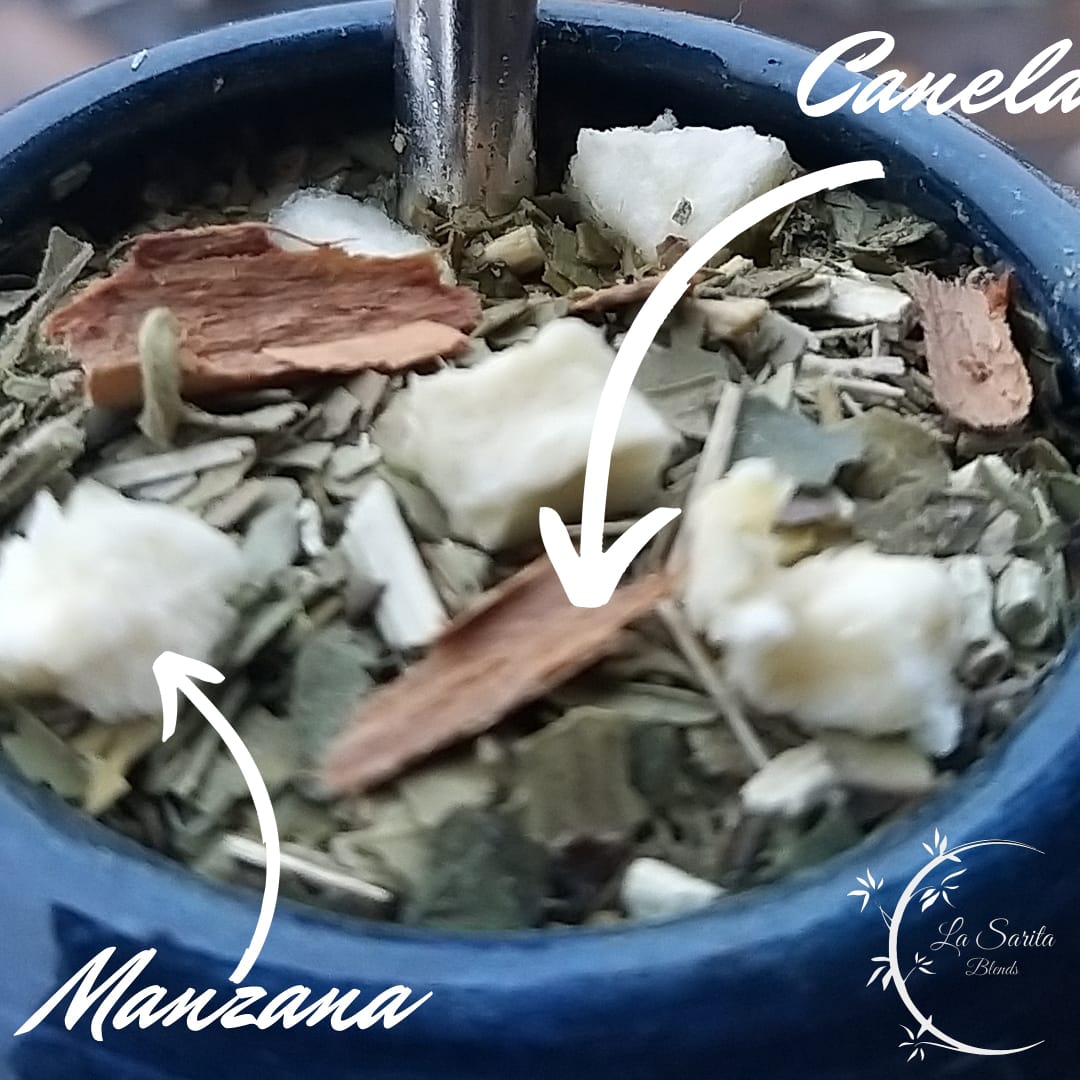 blends_la's tweet photo. Otoño, 🍎 & canela... Un maridaje perfecto 🥰
Un Blend con un rico sabor y un aroma increíble, que puede usarse en el mate 🧉, té 🍵, tragos 🍹
Cuando frenes a hacer tu pausa, probalo y disfrutá de una rica infusión
#blends #toppings #infusiones #MateCoco #MateTe #LaSaritaBlends https://t.co/rDJjMdXIEz