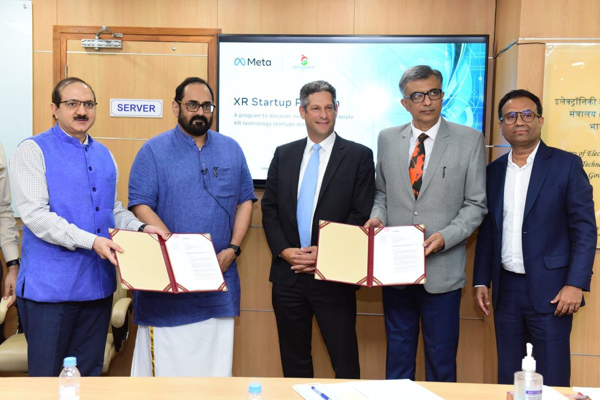 meitystartuphub's tweet photo. #Launchert: Meta & MSH collaborate to launch *XR Startup Program* which aims to nurture XR Tech Startups across India,with special focus on Tier II & III,in presence of Hon'ble MoS, @Rajeev_GoI|#MSHPartner| @GoI_MeitY @PMOIndia @AshwiniVaishnaw @Meta @secondatticus @JeetKVijay https://t.co/wWkGLAog0J