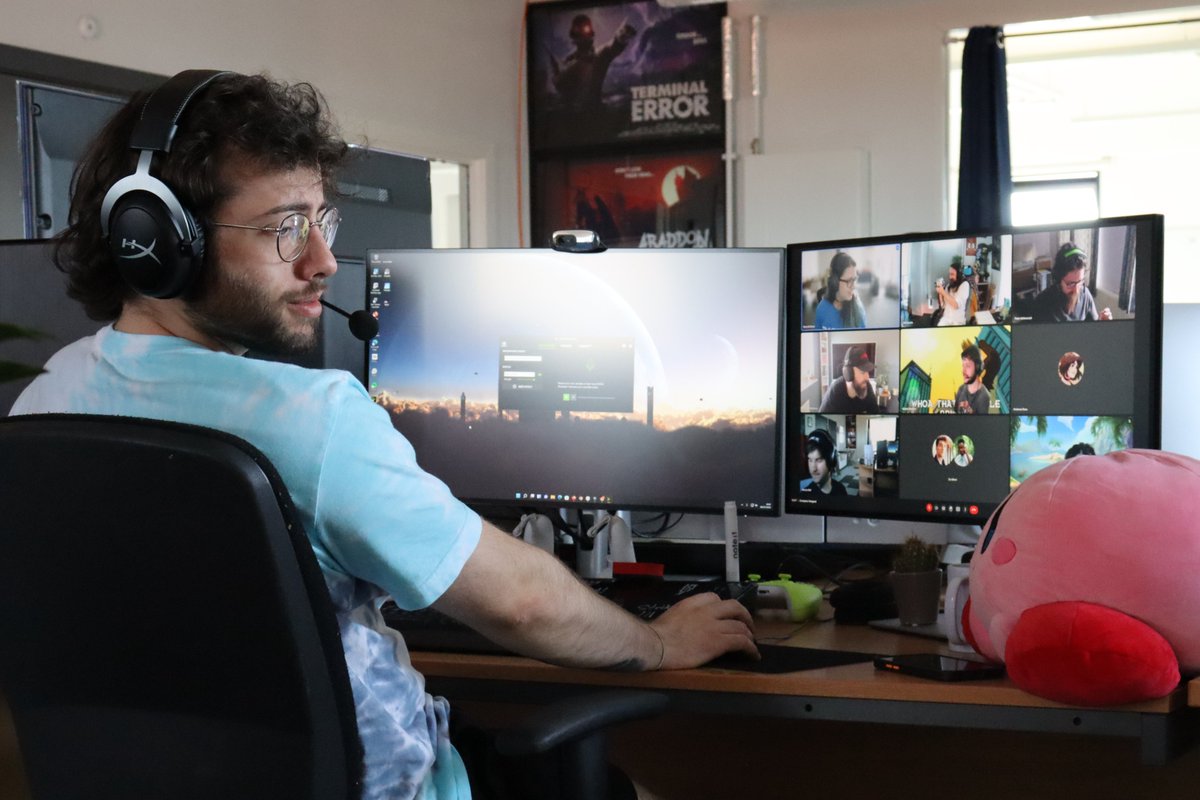RadicalForge's tweet photo. Today Zoe, Louis, Cáolum and Toby completed their internships with us! They've done an excellent job of fitting in with their teams and have all been offered full-time roles with us. 🥳 https://t.co/yXW1WLo8FA